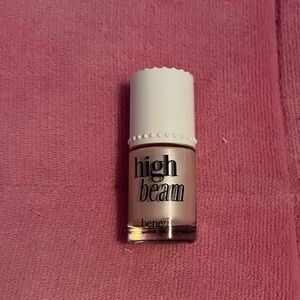 Benefit High Beam Illuminator - Soft Pink